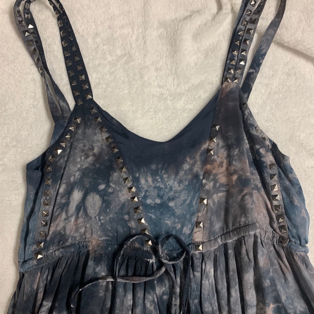 Dress or long tank top.